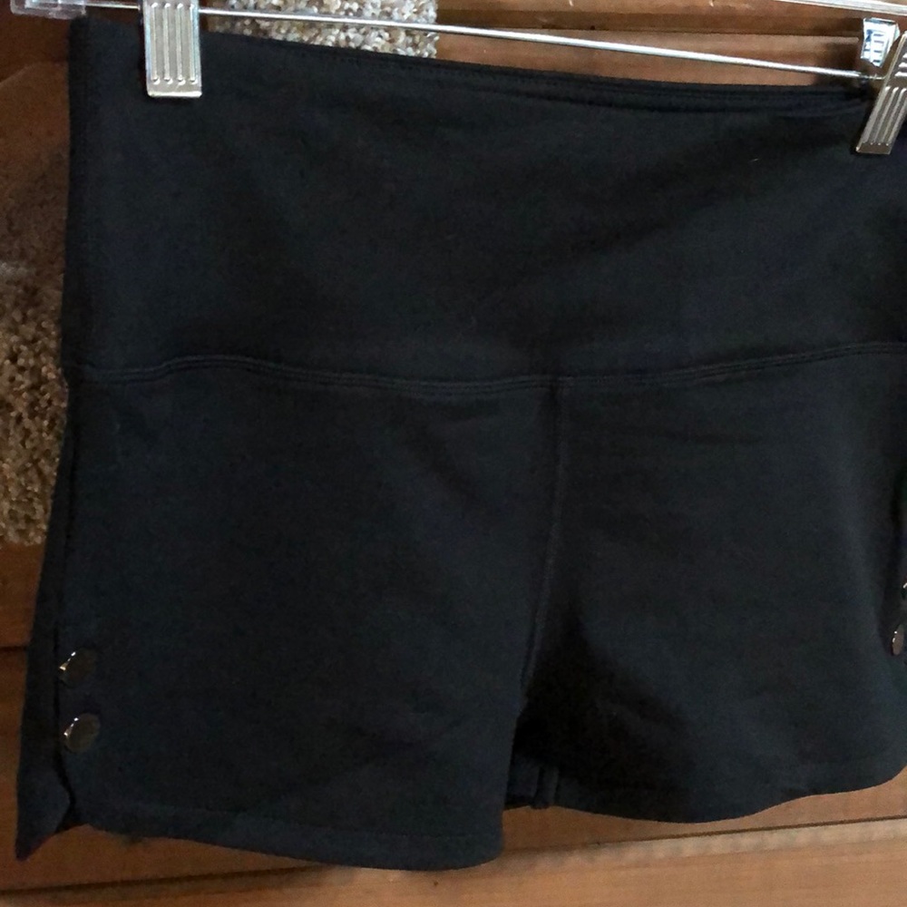 MonoB Medium shorts